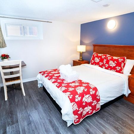 Cozy 3Br 2Bth Lower Unit, A Min To Hwy401, 404 & Dvp Villa Toronto Dış mekan fotoğraf