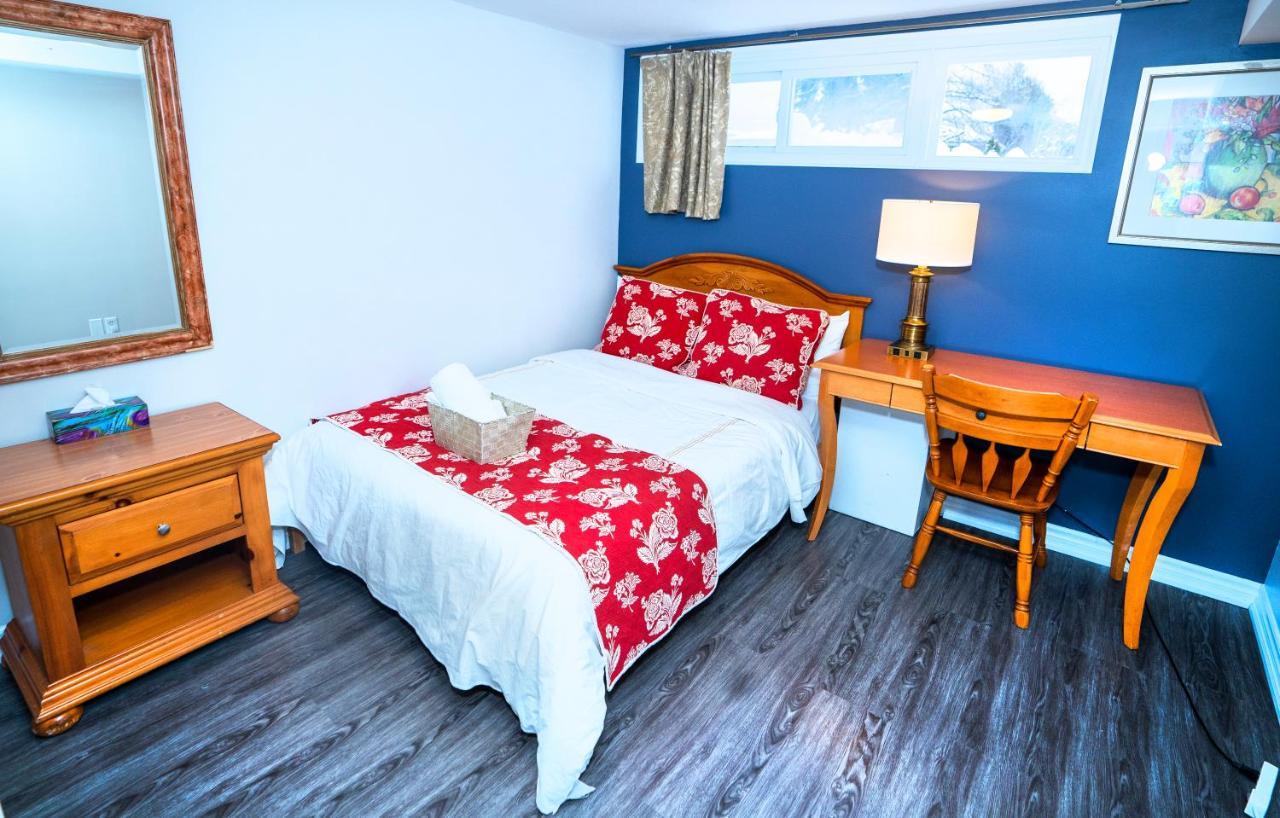 Cozy 3Br 2Bth Lower Unit, A Min To Hwy401, 404 & Dvp Villa Toronto Dış mekan fotoğraf